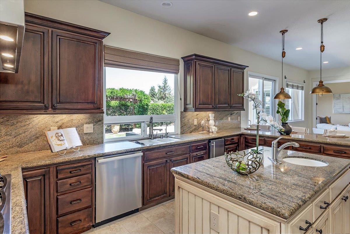 Detail Gallery Image 16 of 59 For 4953 Cruden Bay Ct, San Jose,  CA 95138 - 5 Beds | 5/1 Baths