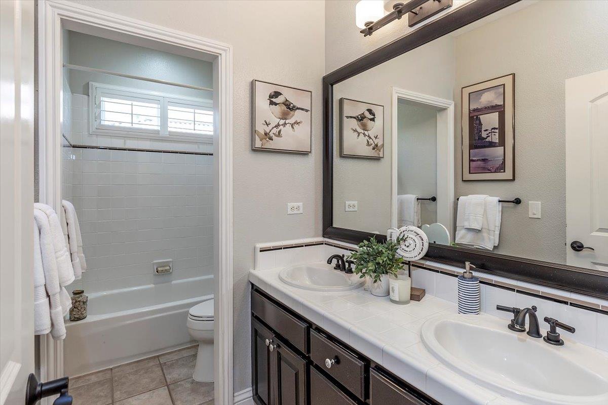 Detail Gallery Image 34 of 59 For 4953 Cruden Bay Ct, San Jose,  CA 95138 - 5 Beds | 5/1 Baths
