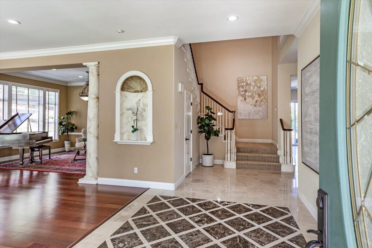 Detail Gallery Image 7 of 59 For 4953 Cruden Bay Ct, San Jose,  CA 95138 - 5 Beds | 5/1 Baths