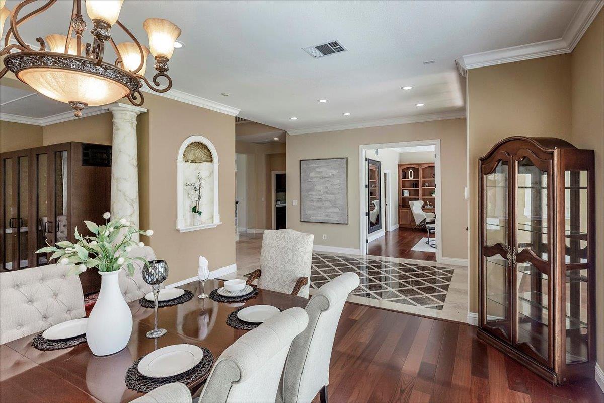Detail Gallery Image 9 of 59 For 4953 Cruden Bay Ct, San Jose,  CA 95138 - 5 Beds | 5/1 Baths