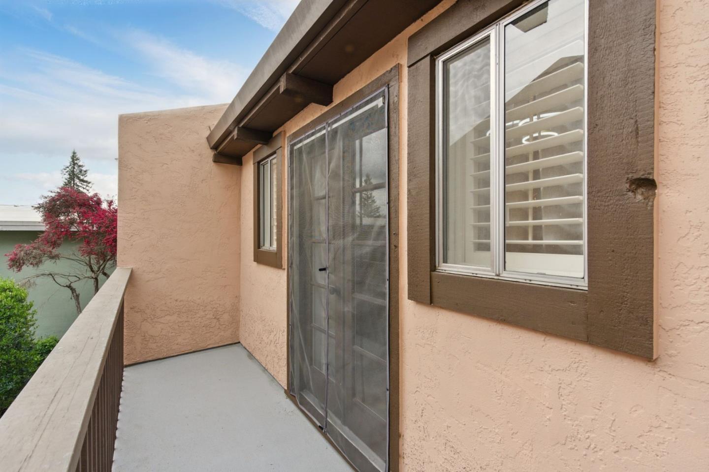 Detail Gallery Image 35 of 51 For 415 Oak Ave, Redwood City,  CA 94061 - 2 Beds | 1/1 Baths