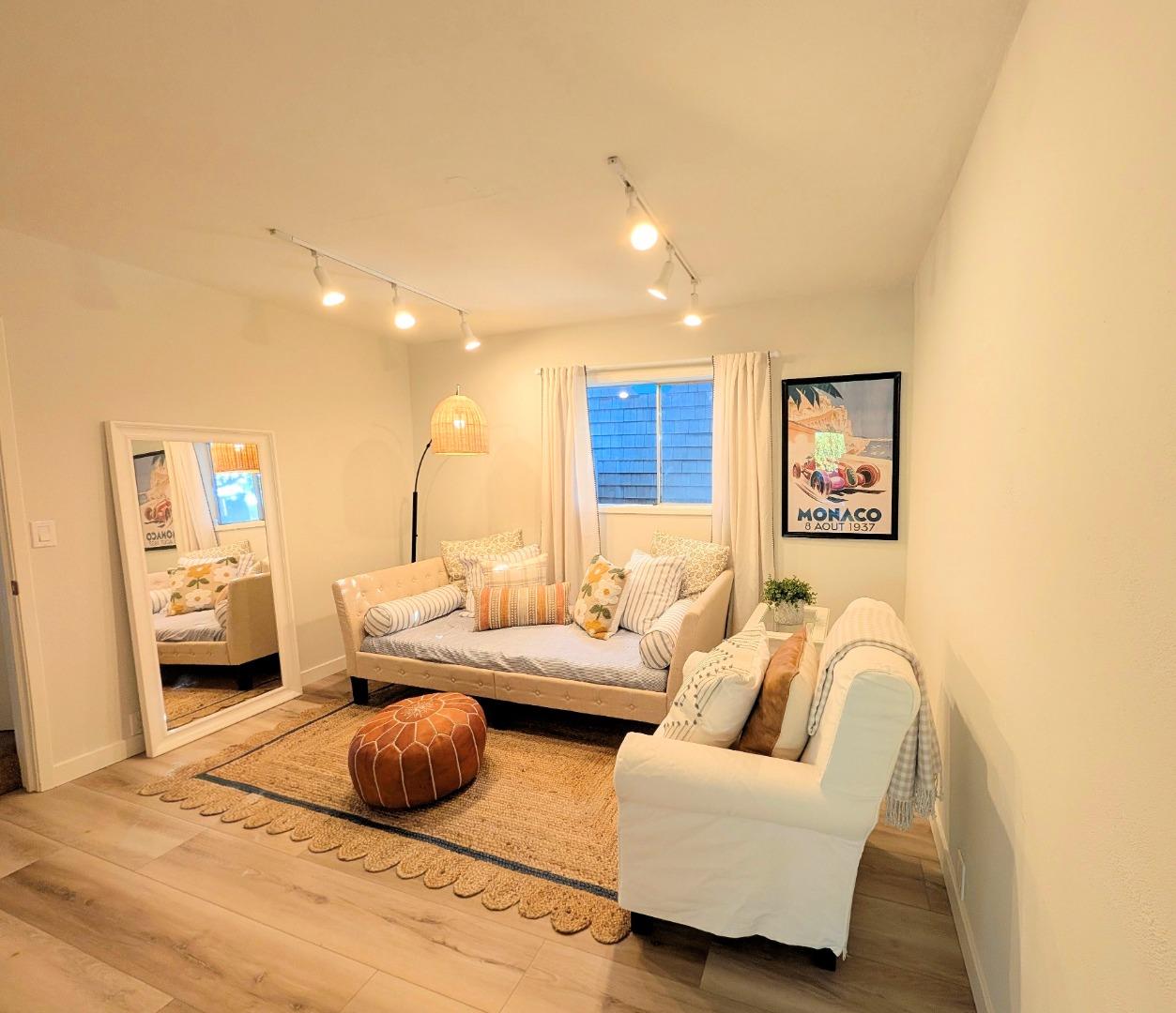 Detail Gallery Image 15 of 31 For 319 Mccormick Ave, Capitola,  CA 95010 - 3 Beds | 2 Baths