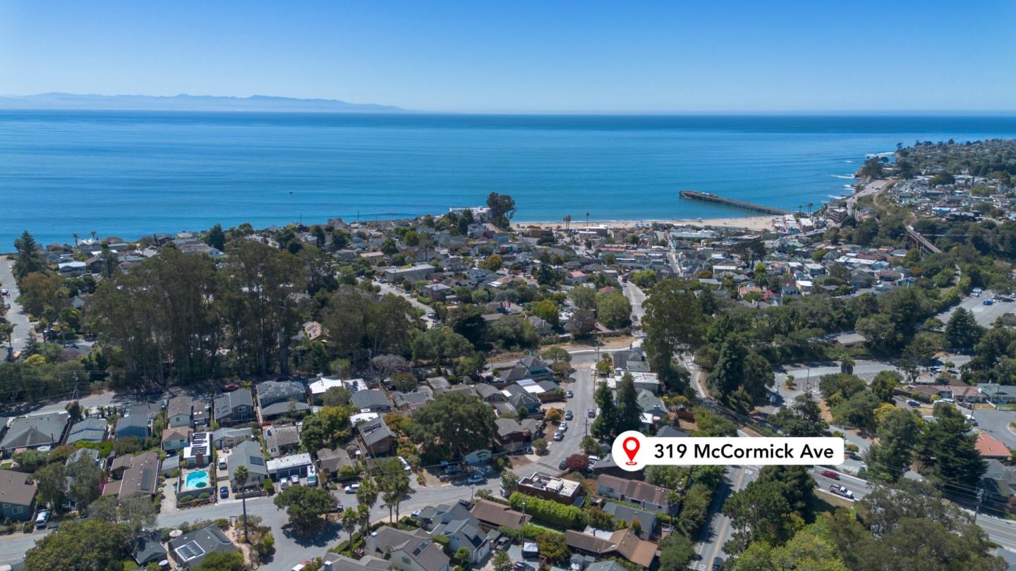 Detail Gallery Image 2 of 31 For 319 Mccormick Ave, Capitola,  CA 95010 - 3 Beds | 2 Baths