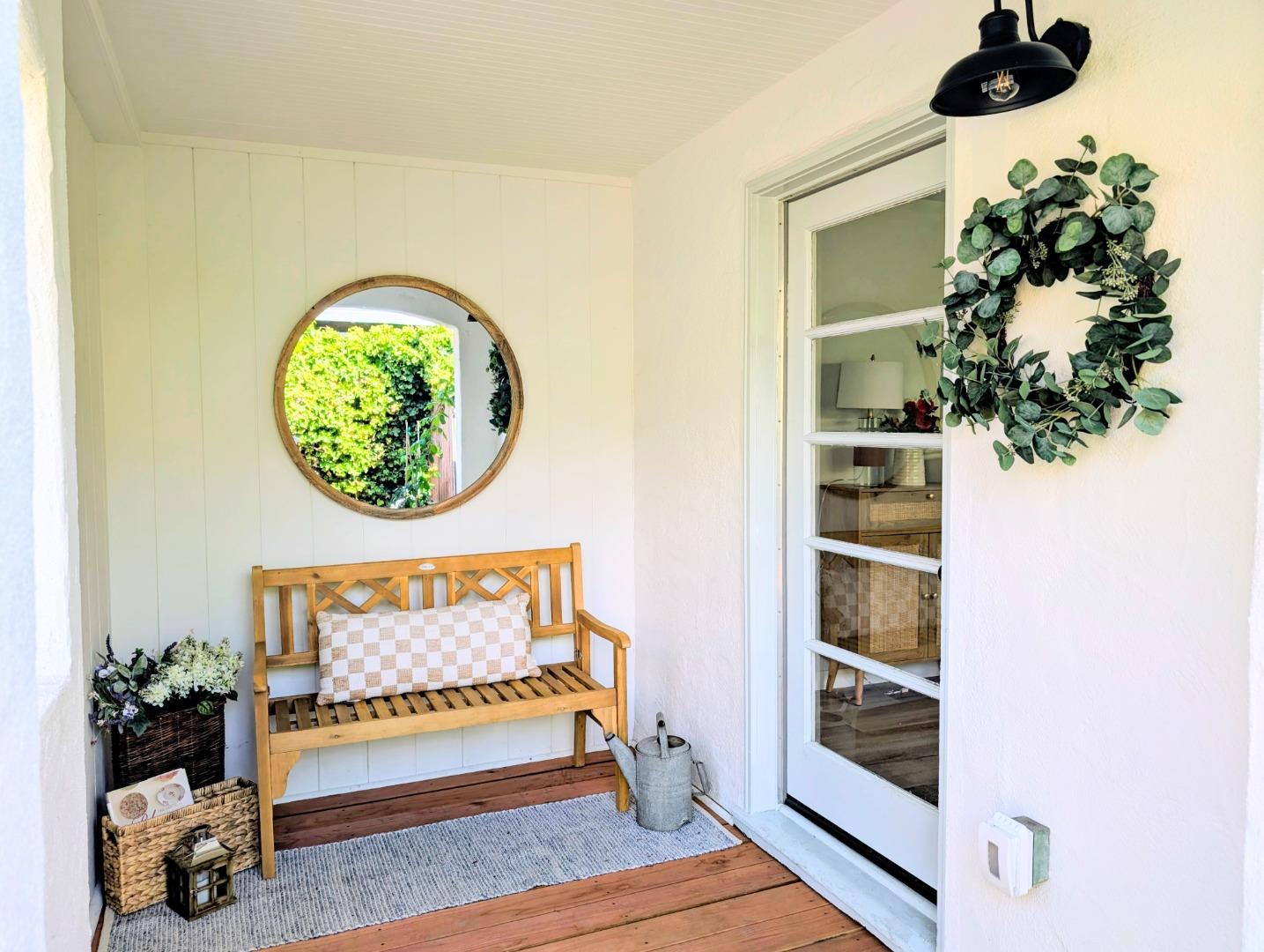 Detail Gallery Image 4 of 31 For 319 Mccormick Ave, Capitola,  CA 95010 - 3 Beds | 2 Baths