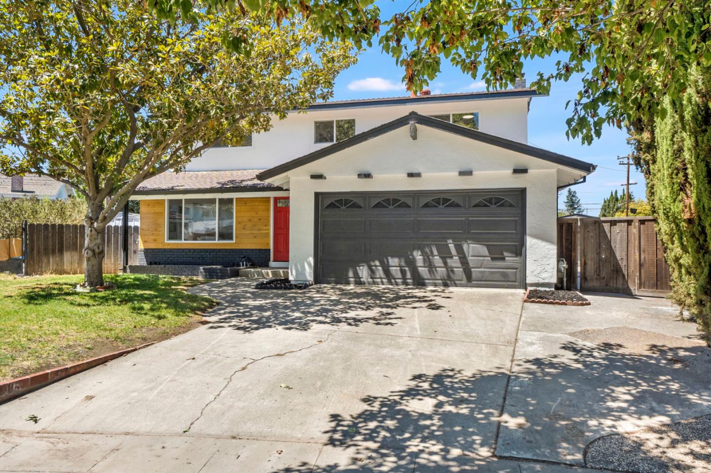 Detail Gallery Image 1 of 36 For 119 Brice Ct, San Jose,  CA 95111 - 4 Beds | 2/1 Baths