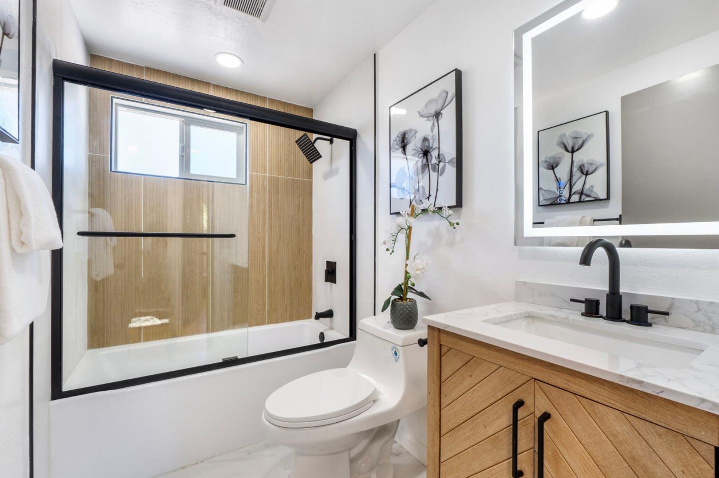 Detail Gallery Image 19 of 36 For 119 Brice Ct, San Jose,  CA 95111 - 4 Beds | 2/1 Baths