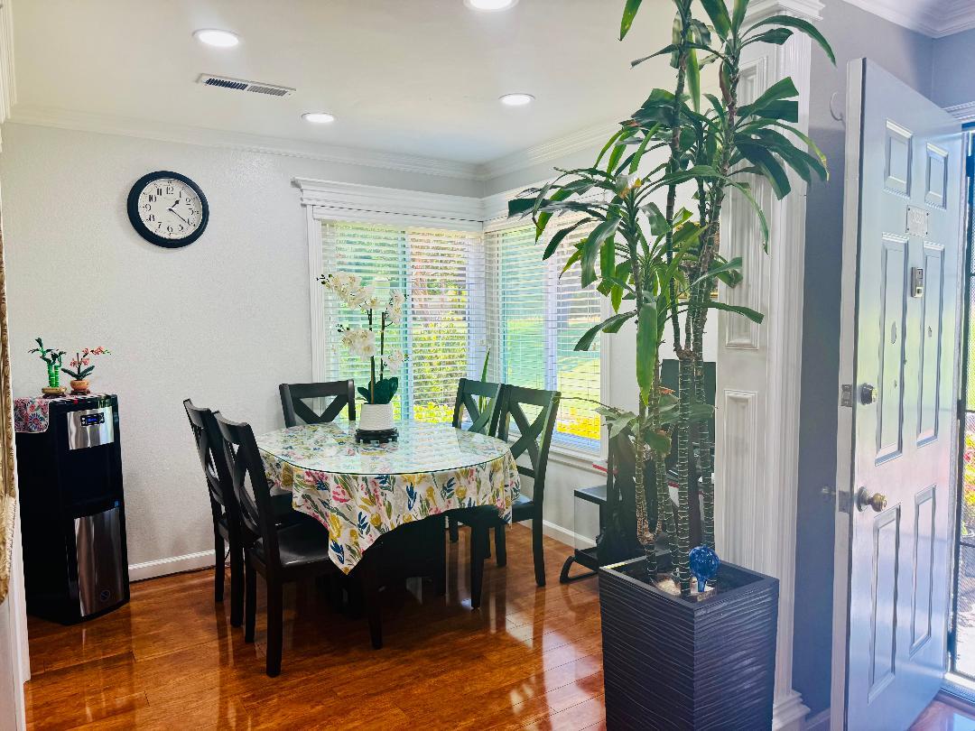 Detail Gallery Image 11 of 21 For 3223 Kenhill Dr, San Jose,  CA 95111 - 3 Beds | 1/1 Baths