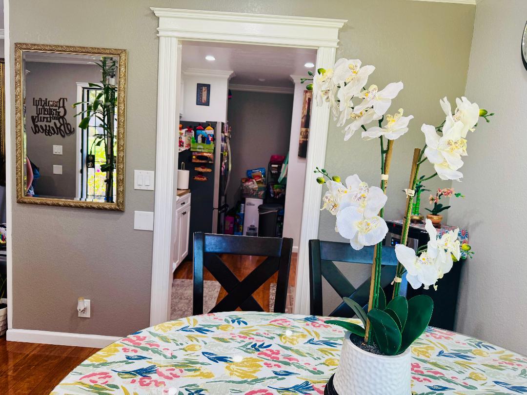 Detail Gallery Image 9 of 21 For 3223 Kenhill Dr, San Jose,  CA 95111 - 3 Beds | 1/1 Baths