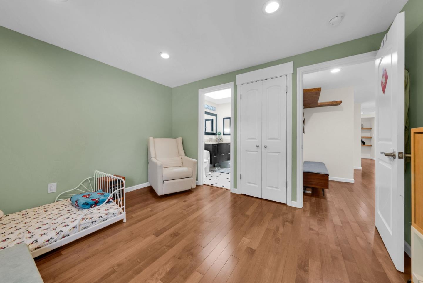 Detail Gallery Image 23 of 50 For 1024 Berkeley Ave, Menlo Park,  CA 94025 - 4 Beds | 3 Baths