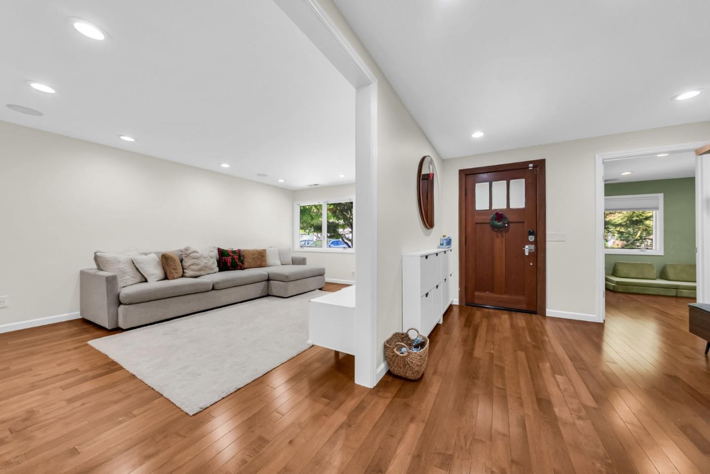 Detail Gallery Image 4 of 50 For 1024 Berkeley Ave, Menlo Park,  CA 94025 - 4 Beds | 3 Baths
