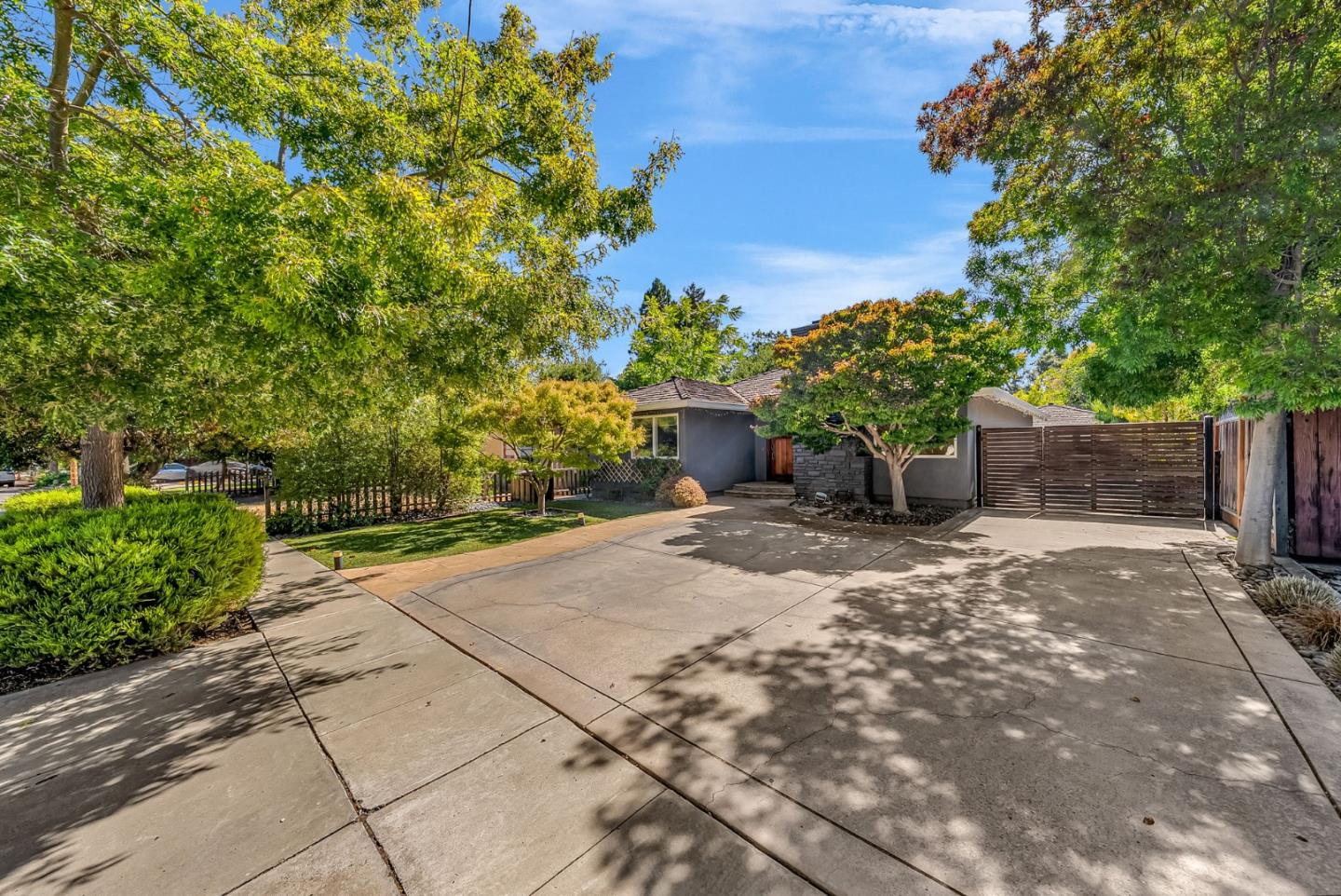 Detail Gallery Image 50 of 50 For 1024 Berkeley Ave, Menlo Park,  CA 94025 - 4 Beds | 3 Baths