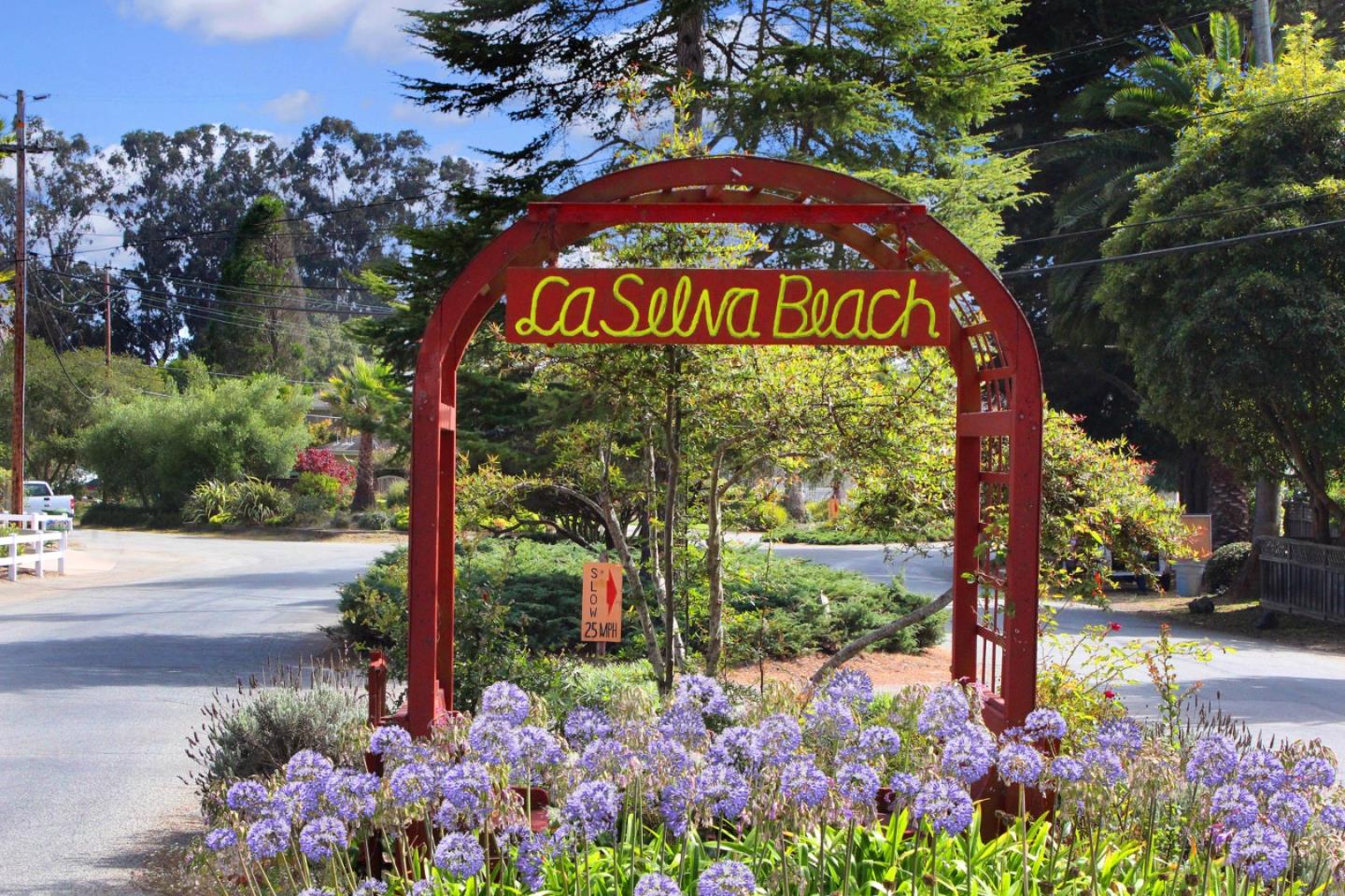 Detail Gallery Image 48 of 51 For 33 Aqua View Dr, Watsonville,  CA 95076 - 3 Beds | 2 Baths