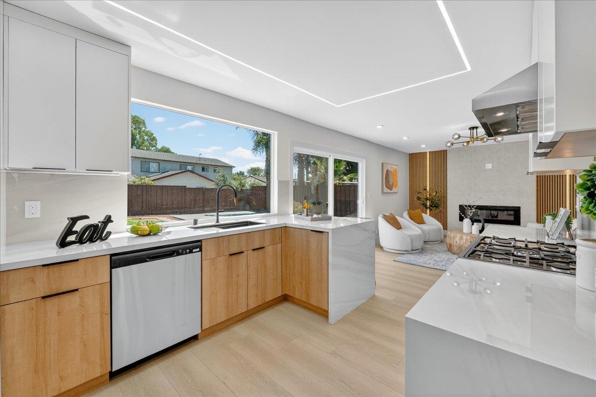 Detail Gallery Image 20 of 83 For 3324 Trebol Ln, San Jose,  CA 95148 - 4 Beds | 2/1 Baths