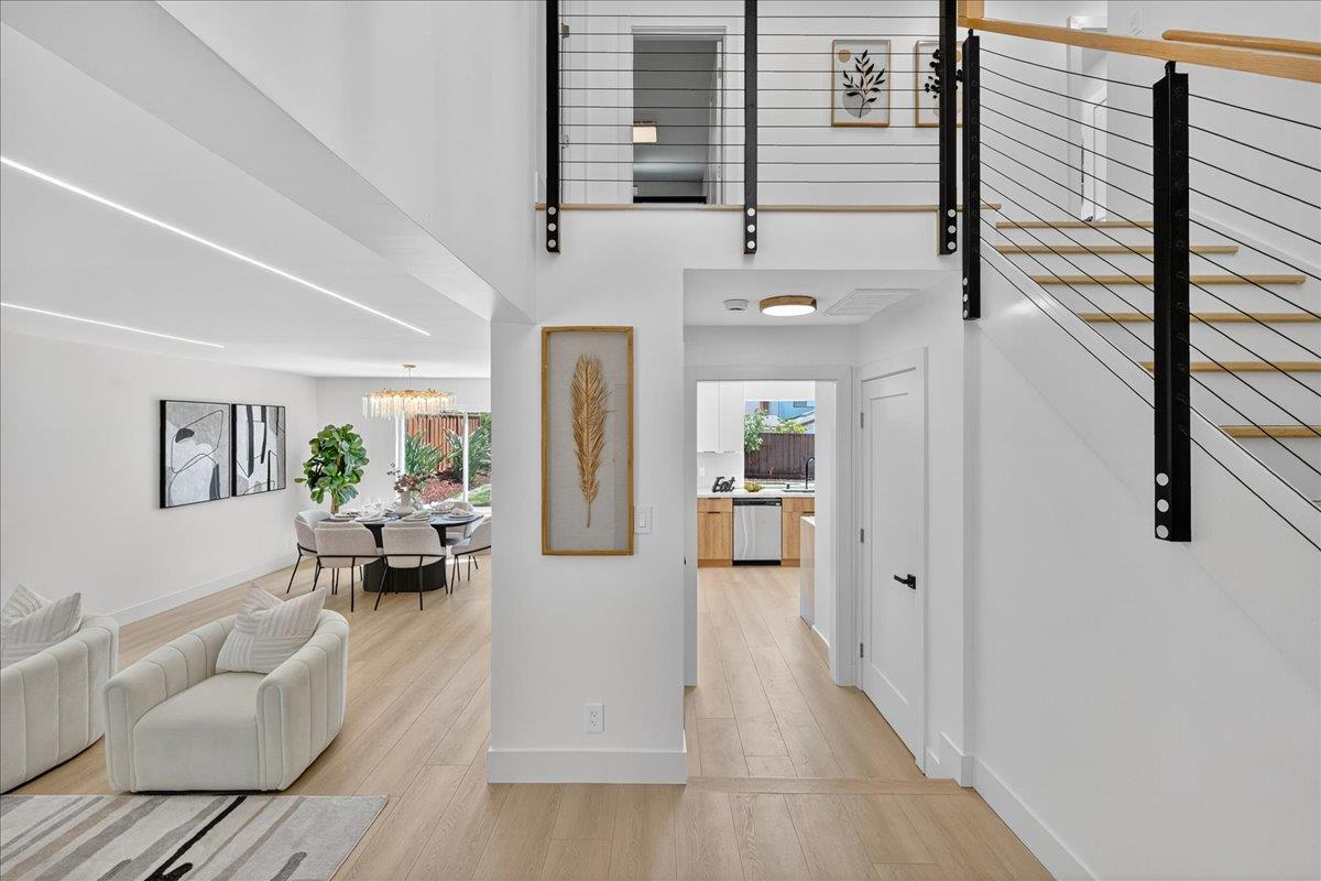 Detail Gallery Image 5 of 83 For 3324 Trebol Ln, San Jose,  CA 95148 - 4 Beds | 2/1 Baths