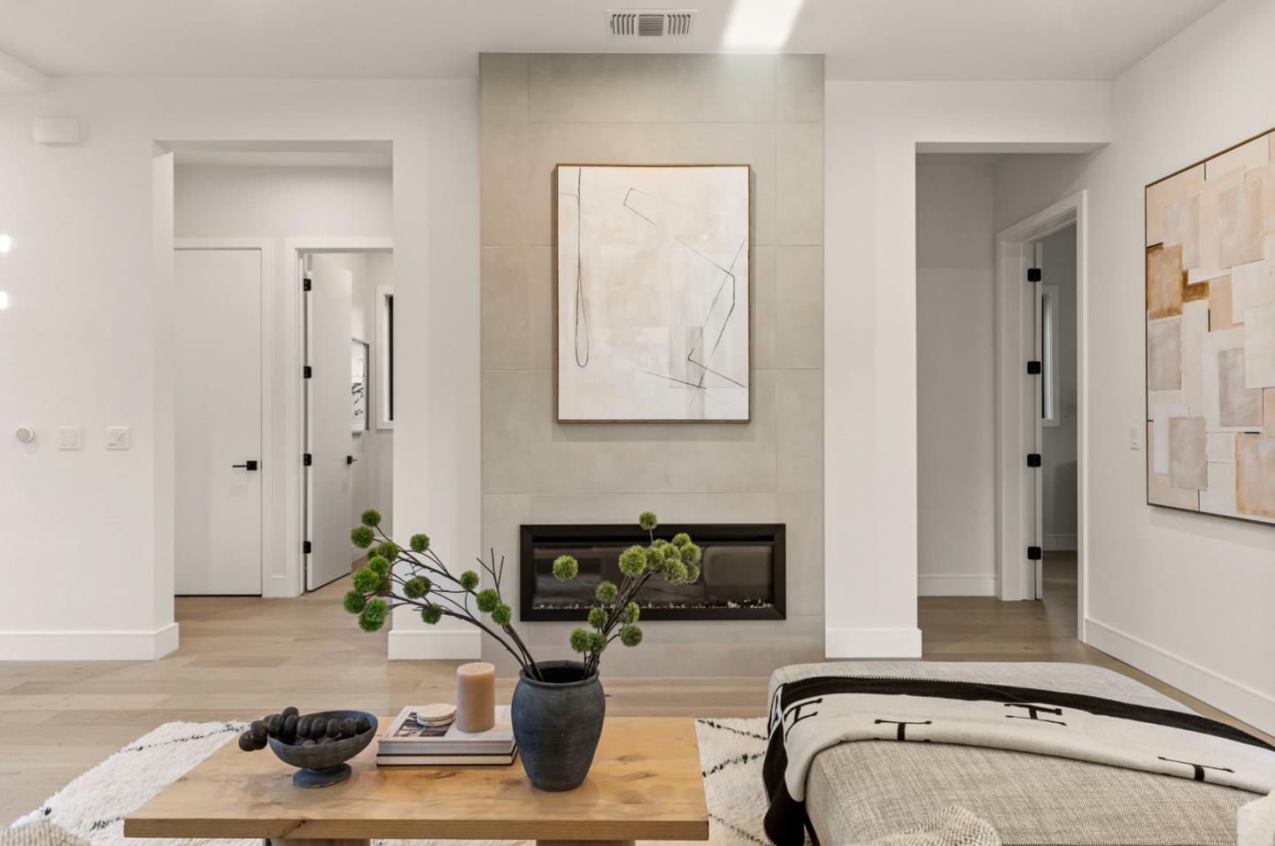 Detail Gallery Image 16 of 34 For 1033 Marilyn Dr, Mountain View,  CA 94040 - 4 Beds | 3/1 Baths
