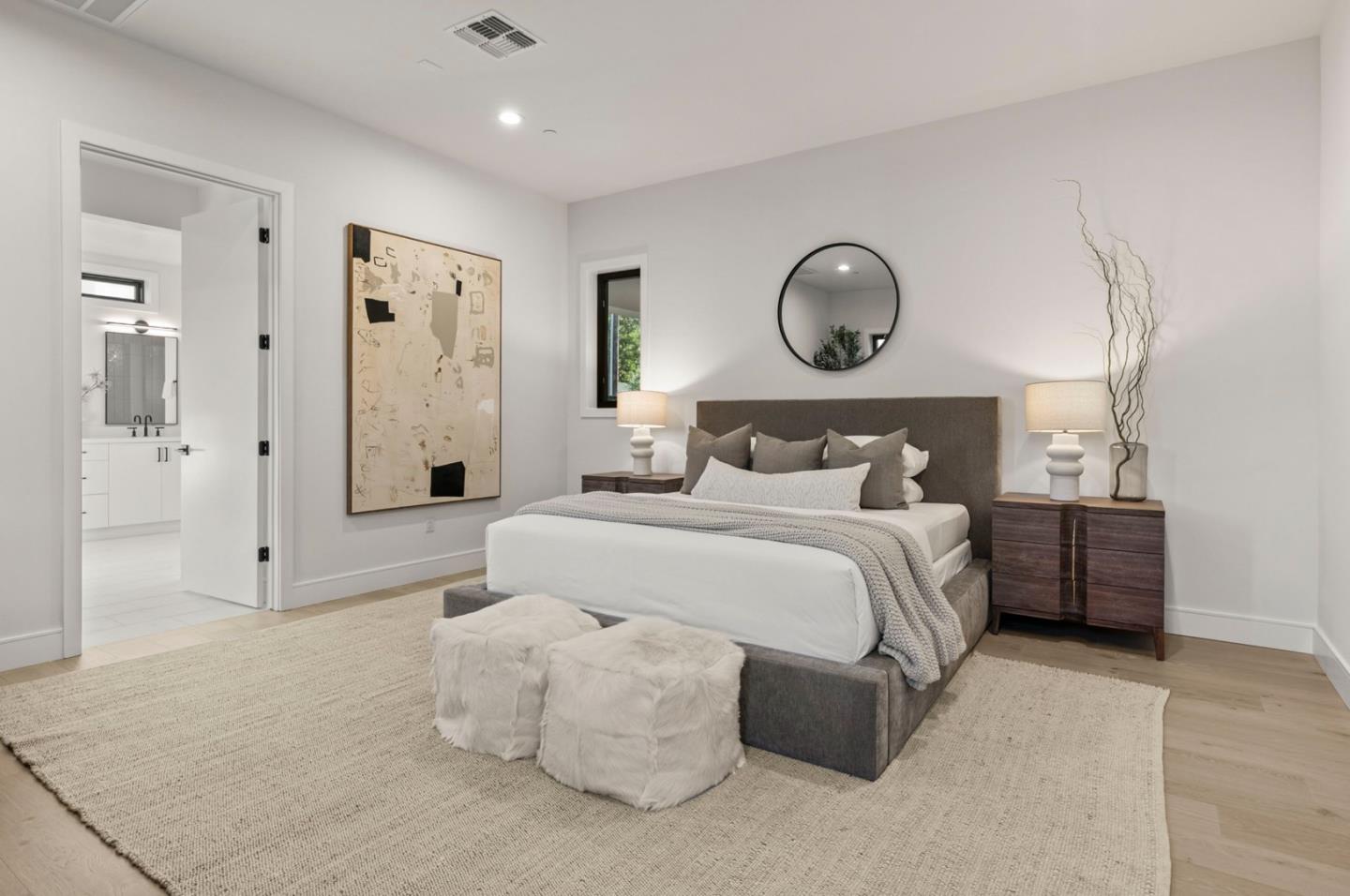 Detail Gallery Image 27 of 34 For 1033 Marilyn Dr, Mountain View,  CA 94040 - 4 Beds | 3/1 Baths