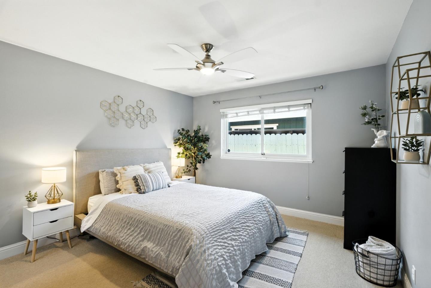 Detail Gallery Image 13 of 43 For 5665 Vicente St, Oakland,  CA 94609 - 3 Beds | 2 Baths