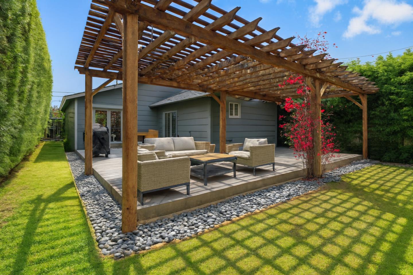 Detail Gallery Image 36 of 43 For 5665 Vicente St, Oakland,  CA 94609 - 3 Beds | 2 Baths