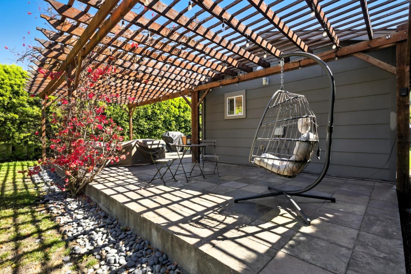 Detail Gallery Image 38 of 43 For 5665 Vicente St, Oakland,  CA 94609 - 3 Beds | 2 Baths