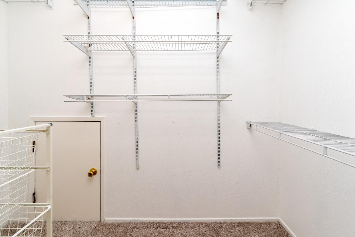 Detail Gallery Image 13 of 18 For 24020 Janssen Ct, Hayward,  CA 94541 - 2 Beds | 2/1 Baths