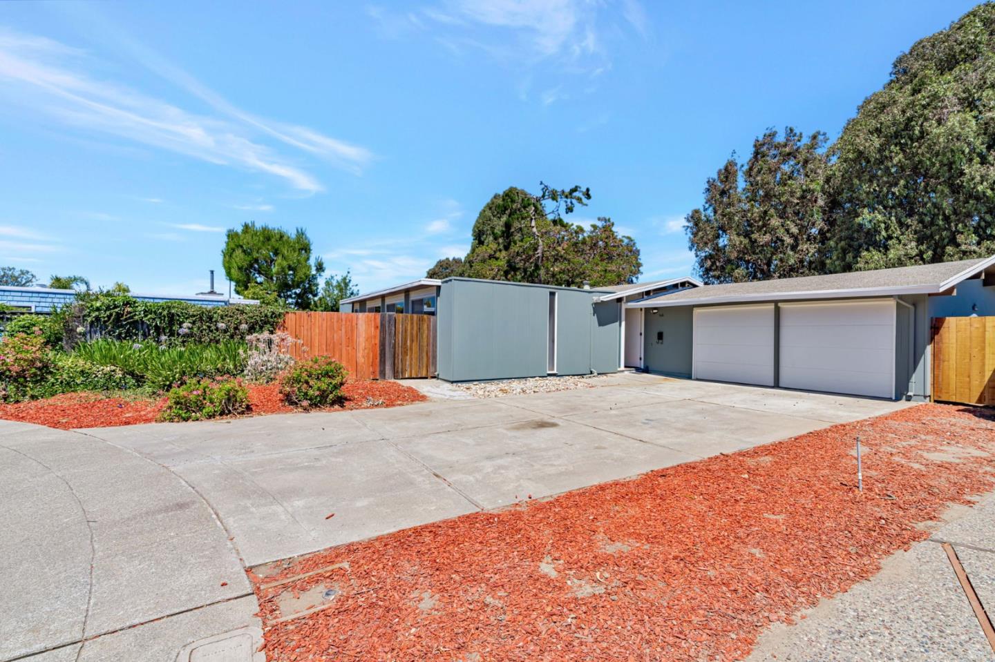 Detail Gallery Image 2 of 36 For 106 Eliza Ct, Foster City,  CA 94404 - 4 Beds | 2 Baths