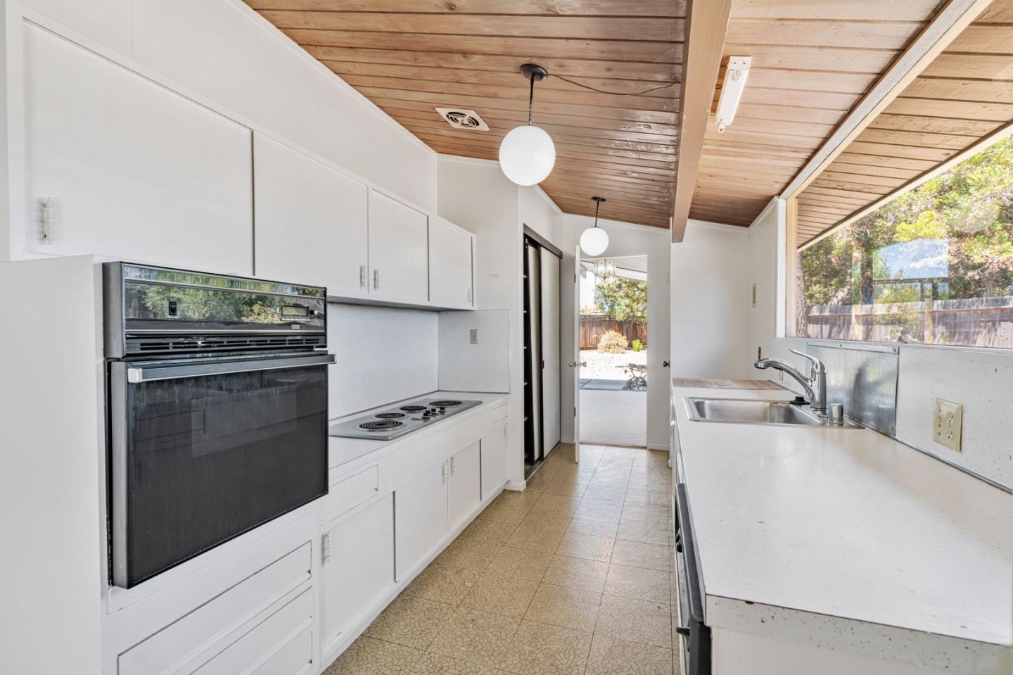 Detail Gallery Image 8 of 36 For 106 Eliza Ct, Foster City,  CA 94404 - 4 Beds | 2 Baths