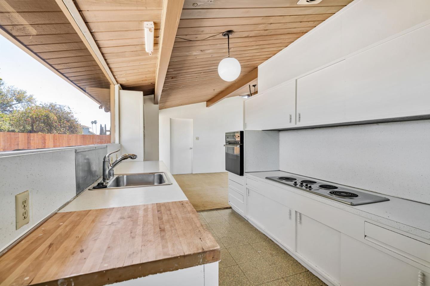 Detail Gallery Image 9 of 36 For 106 Eliza Ct, Foster City,  CA 94404 - 4 Beds | 2 Baths