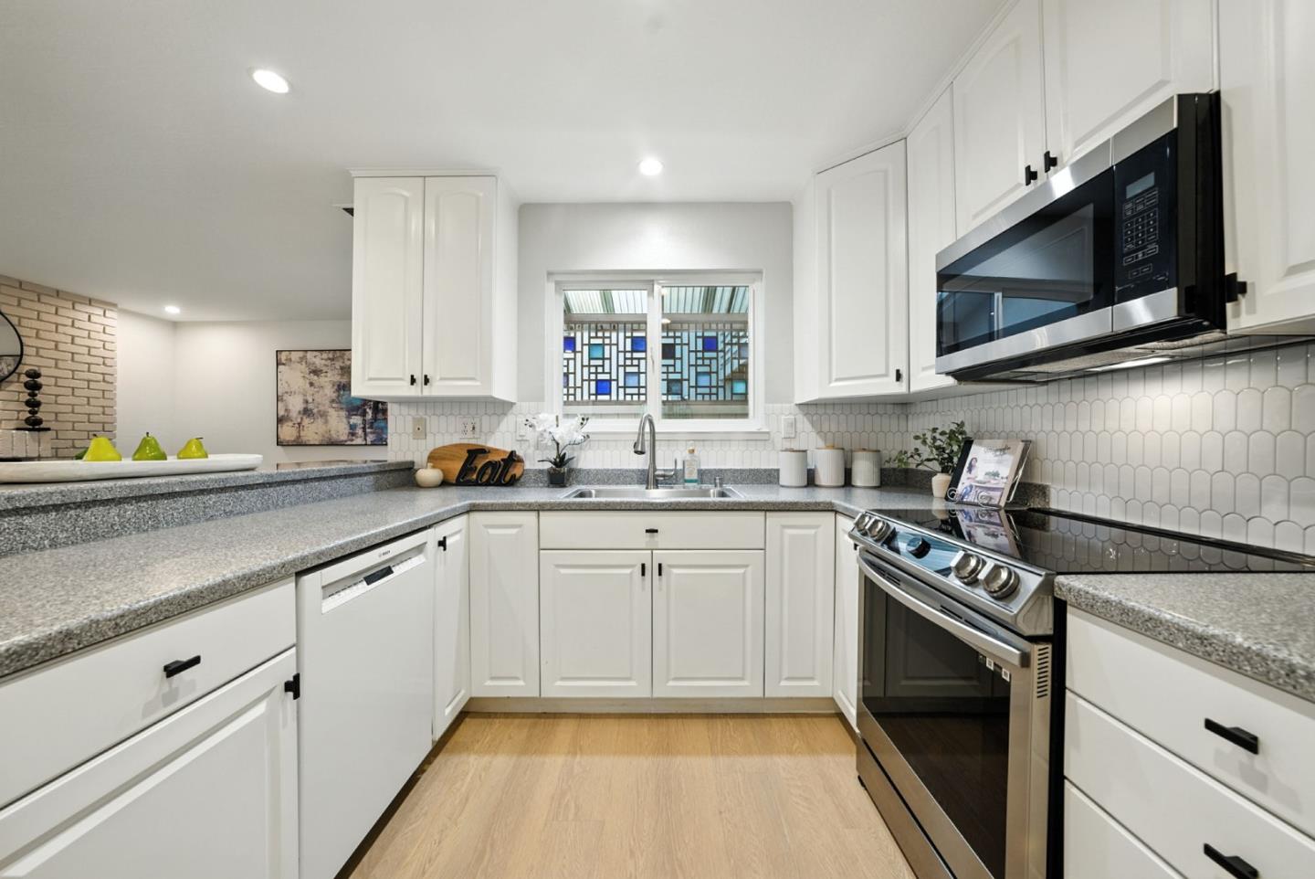 Detail Gallery Image 30 of 55 For 1258 Malta Ln, Foster City,  CA 94404 - 3 Beds | 2 Baths