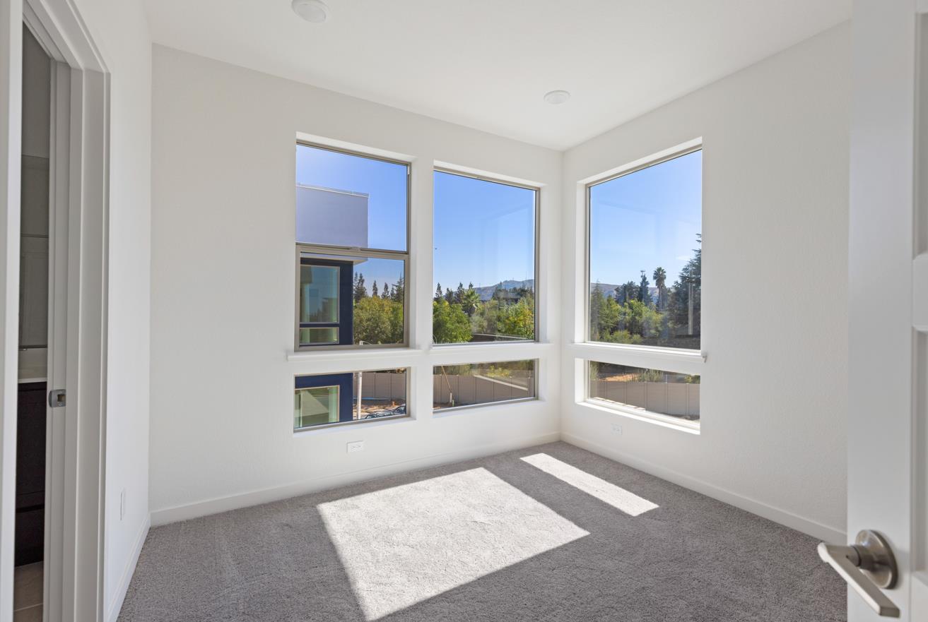 Detail Gallery Image 12 of 15 For 5972 Virtual Ct, San Jose,  CA 95119 - 2 Beds | 2/1 Baths