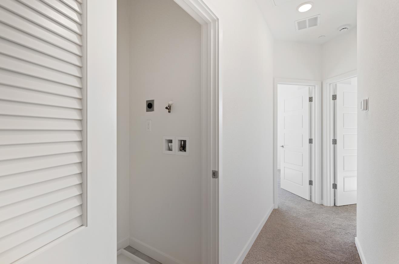 Detail Gallery Image 13 of 15 For 5972 Virtual Ct, San Jose,  CA 95119 - 2 Beds | 2/1 Baths