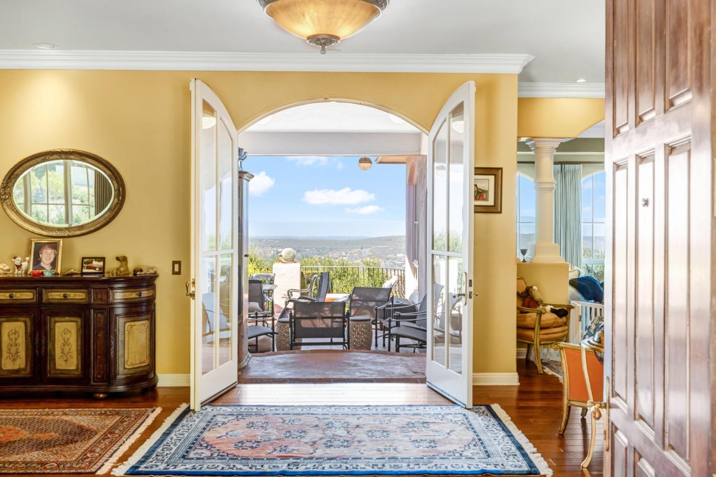 Detail Gallery Image 10 of 26 For 25548 Paseo De Cumbre, Monterey,  CA 93940 - 4 Beds | 4/1 Baths
