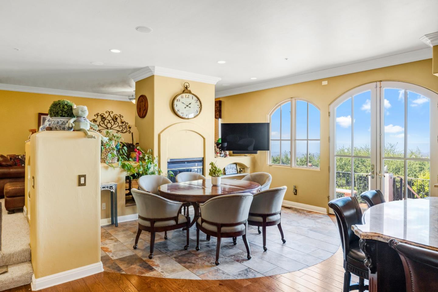 Detail Gallery Image 17 of 26 For 25548 Paseo De Cumbre, Monterey,  CA 93940 - 4 Beds | 4/1 Baths