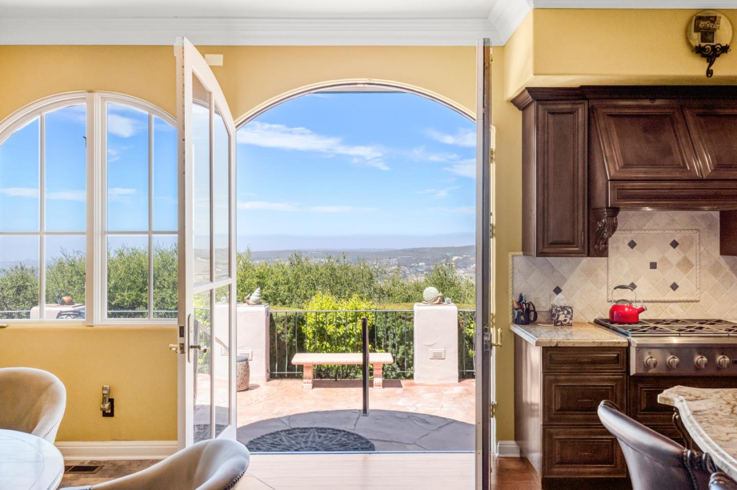 Detail Gallery Image 18 of 26 For 25548 Paseo De Cumbre, Monterey,  CA 93940 - 4 Beds | 4/1 Baths