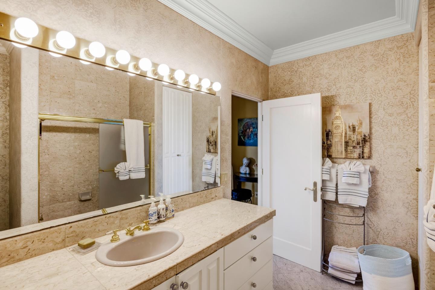 Detail Gallery Image 21 of 26 For 25548 Paseo De Cumbre, Monterey,  CA 93940 - 4 Beds | 4/1 Baths