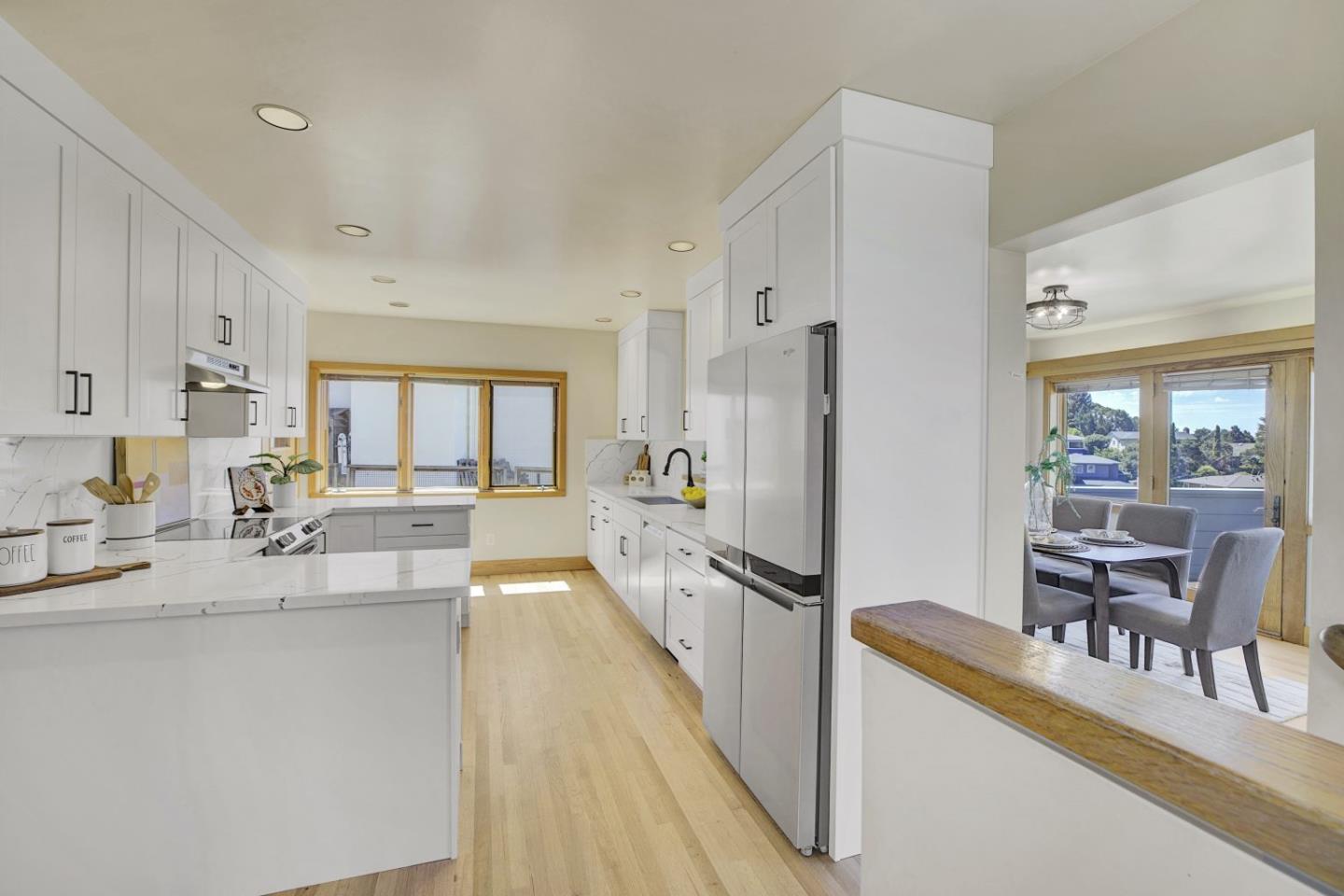 Detail Gallery Image 13 of 57 For 50 Hermosa Ave, Oakland,  CA 94618 - 4 Beds | 2 Baths