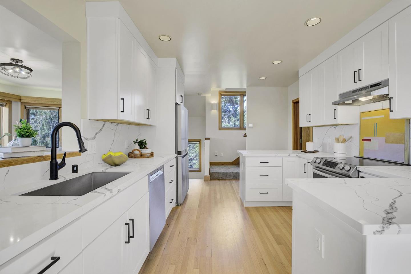 Detail Gallery Image 14 of 57 For 50 Hermosa Ave, Oakland,  CA 94618 - 4 Beds | 2 Baths