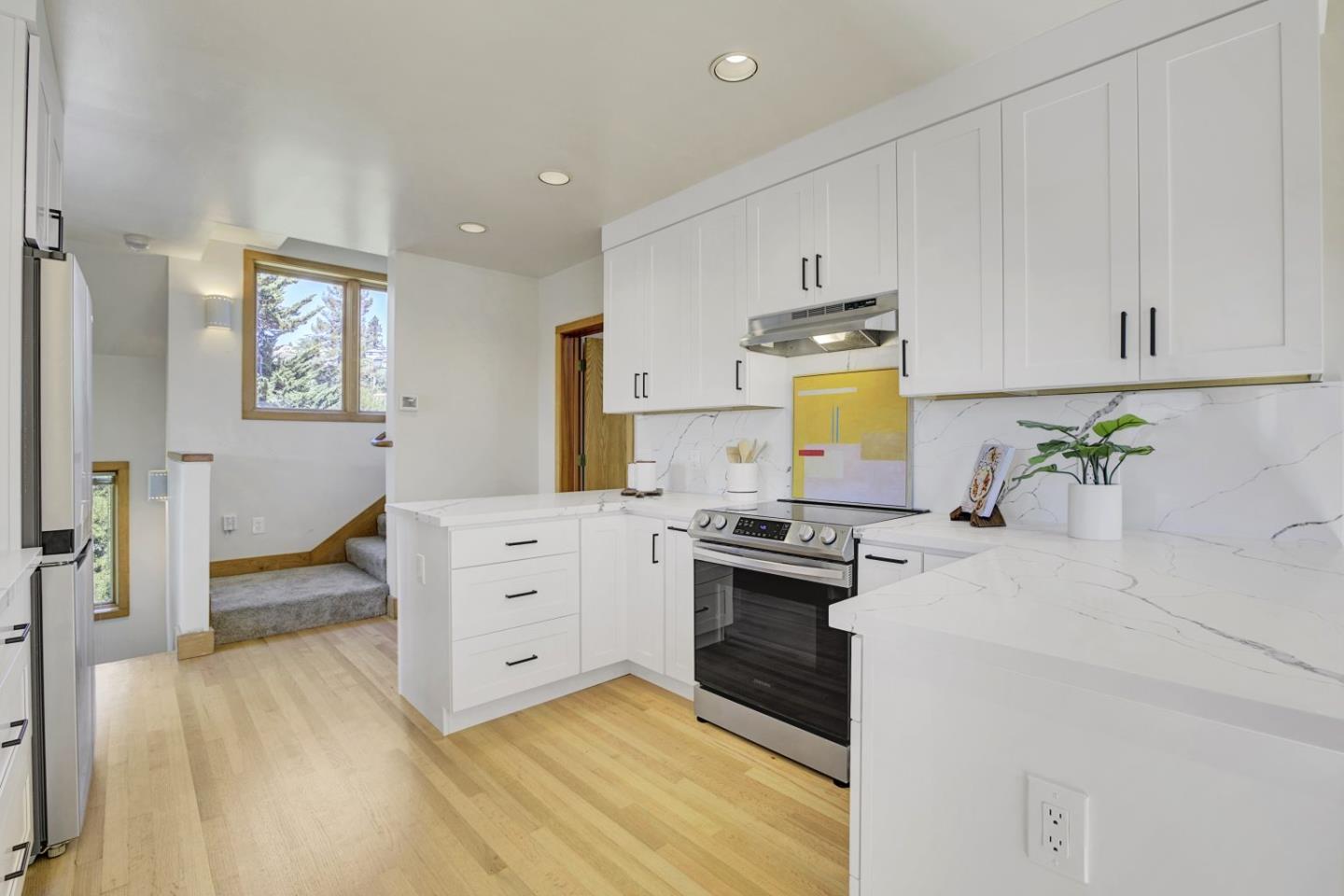 Detail Gallery Image 15 of 57 For 50 Hermosa Ave, Oakland,  CA 94618 - 4 Beds | 2 Baths