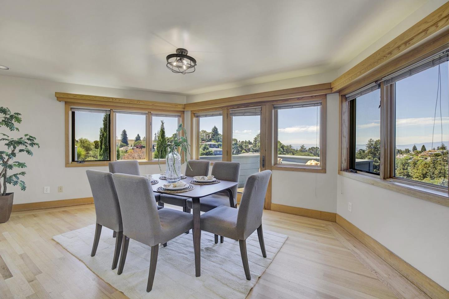 Detail Gallery Image 19 of 57 For 50 Hermosa Ave, Oakland,  CA 94618 - 4 Beds | 2 Baths