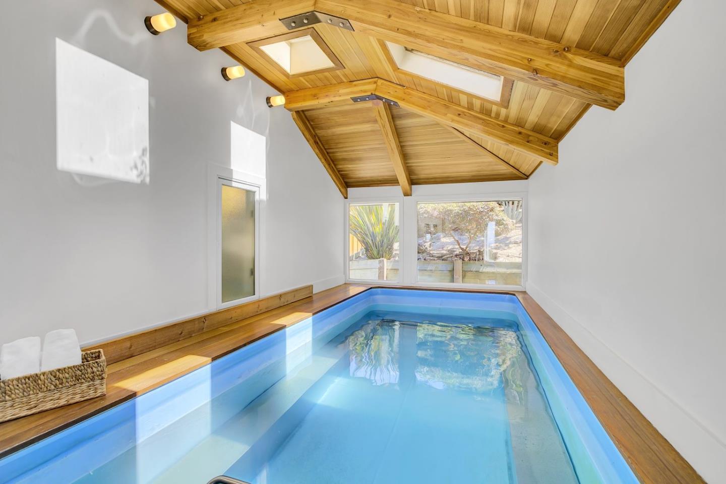 Detail Gallery Image 28 of 57 For 50 Hermosa Ave, Oakland,  CA 94618 - 4 Beds | 2 Baths
