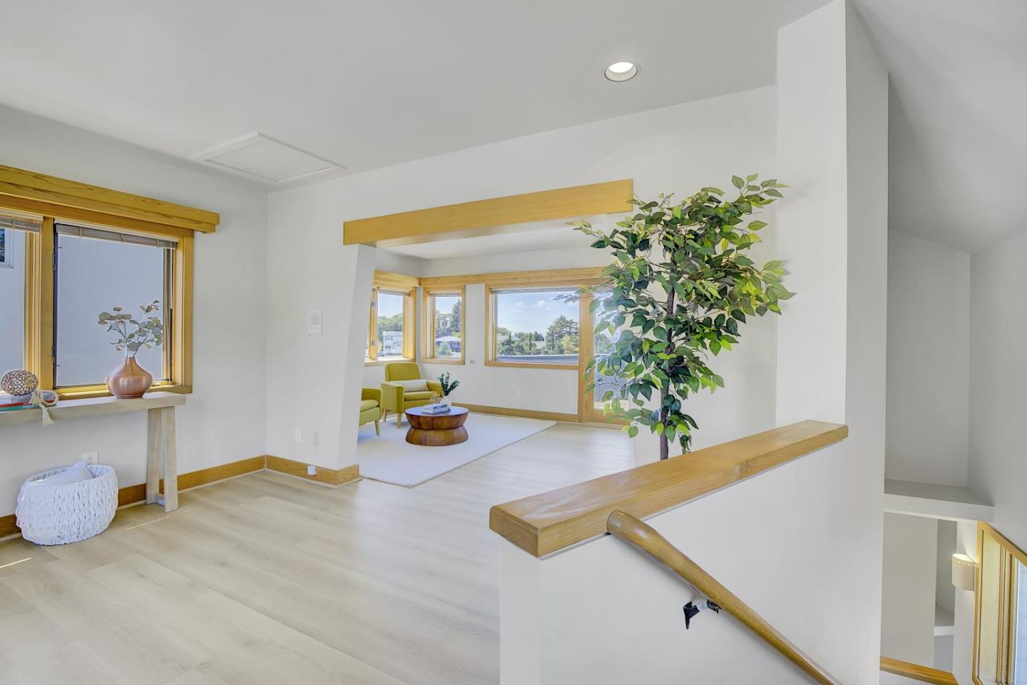Detail Gallery Image 29 of 57 For 50 Hermosa Ave, Oakland,  CA 94618 - 4 Beds | 2 Baths