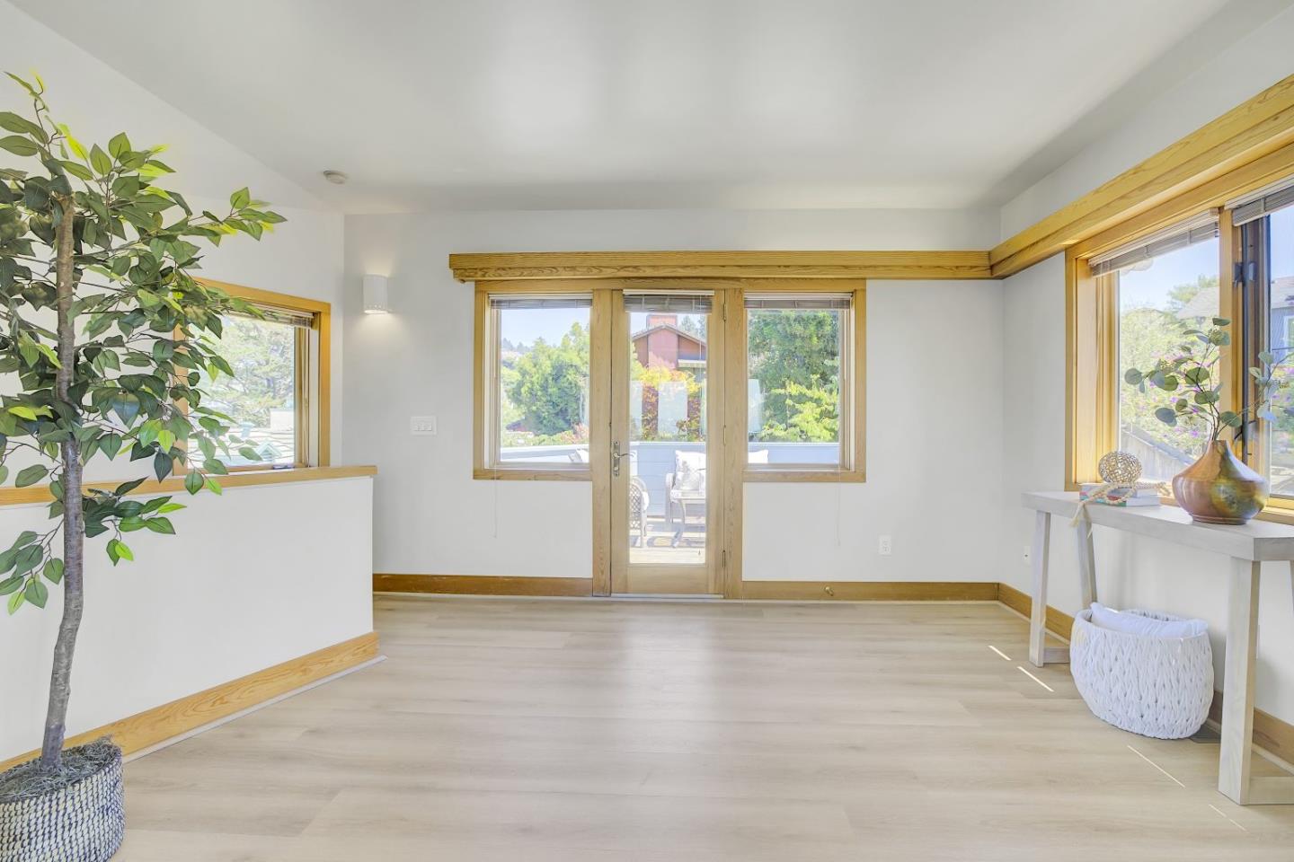 Detail Gallery Image 30 of 57 For 50 Hermosa Ave, Oakland,  CA 94618 - 4 Beds | 2 Baths