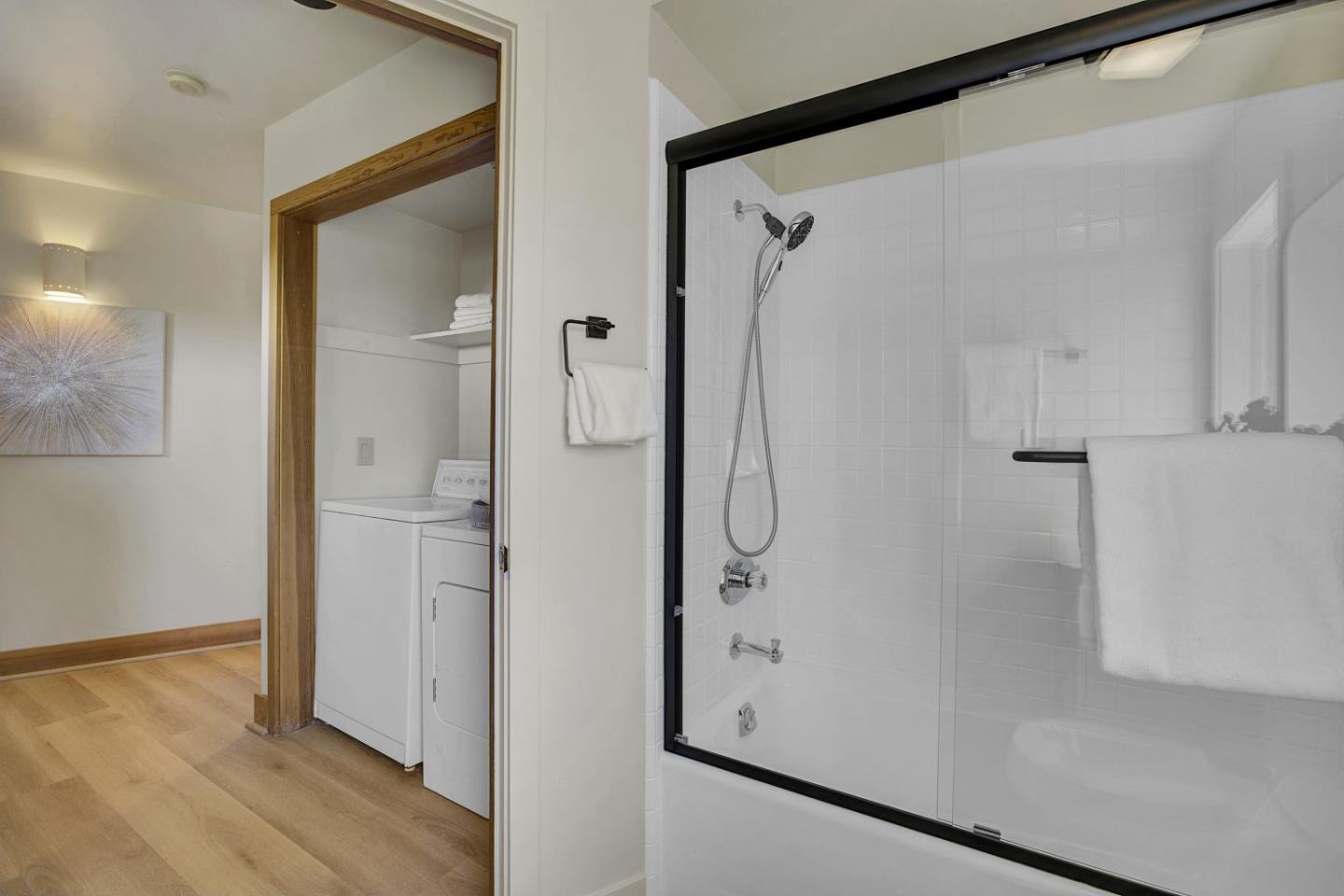 Detail Gallery Image 7 of 57 For 50 Hermosa Ave, Oakland,  CA 94618 - 4 Beds | 2 Baths