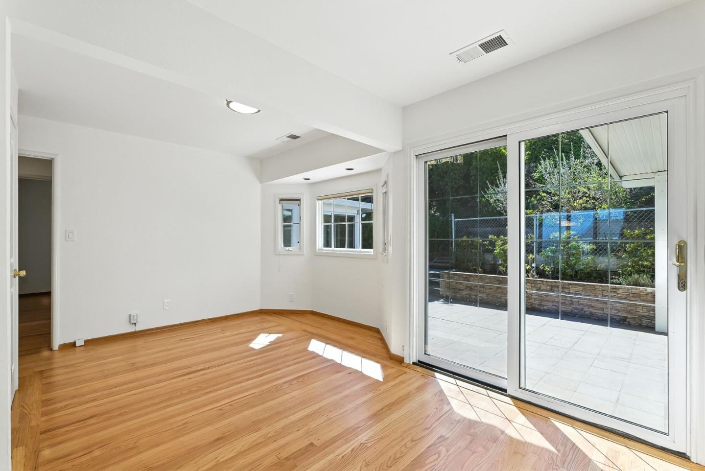 Detail Gallery Image 16 of 42 For 271 41st Ave, San Mateo,  CA 94403 - 2 Beds | 1 Baths
