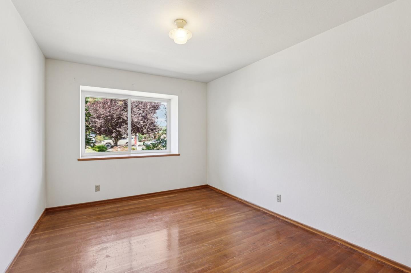 Detail Gallery Image 24 of 66 For 1984 Kobara Ln, San Jose,  CA 95124 - 4 Beds | 2/1 Baths