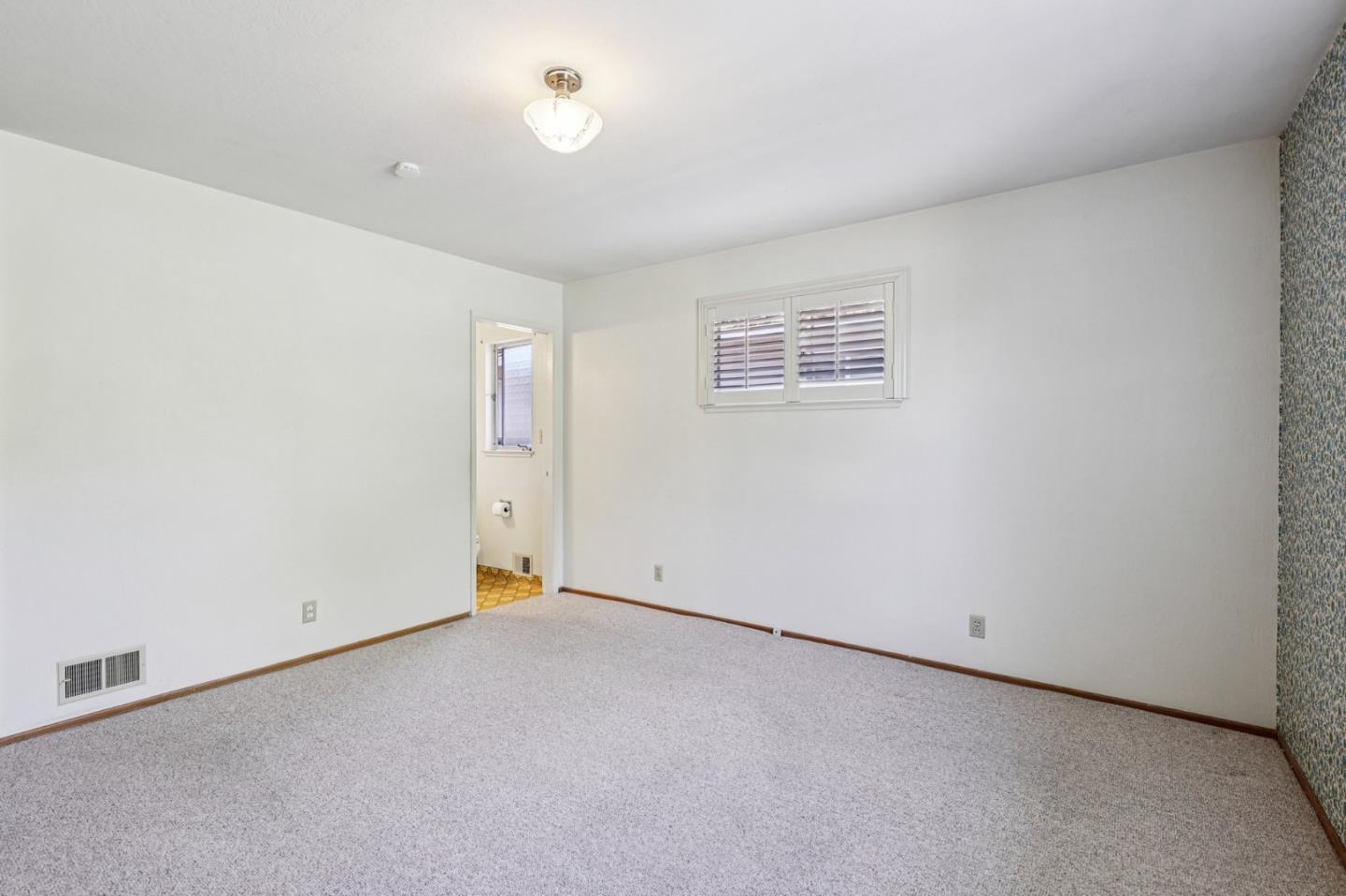 Detail Gallery Image 29 of 66 For 1984 Kobara Ln, San Jose,  CA 95124 - 4 Beds | 2/1 Baths