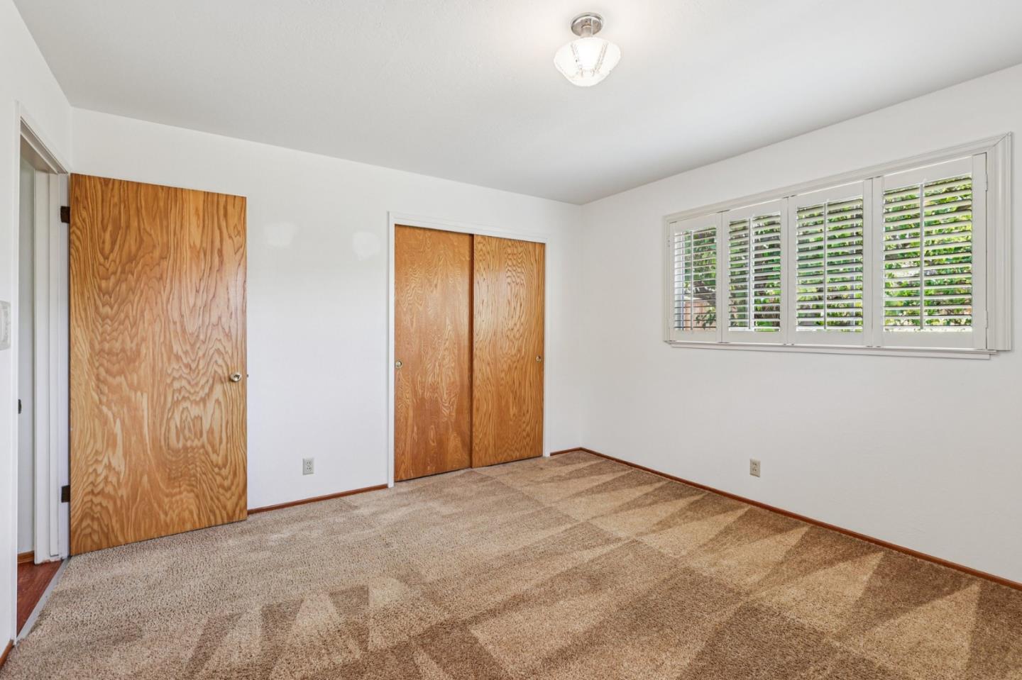 Detail Gallery Image 34 of 66 For 1984 Kobara Ln, San Jose,  CA 95124 - 4 Beds | 2/1 Baths