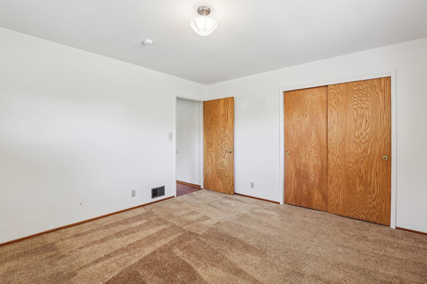 Detail Gallery Image 35 of 66 For 1984 Kobara Ln, San Jose,  CA 95124 - 4 Beds | 2/1 Baths