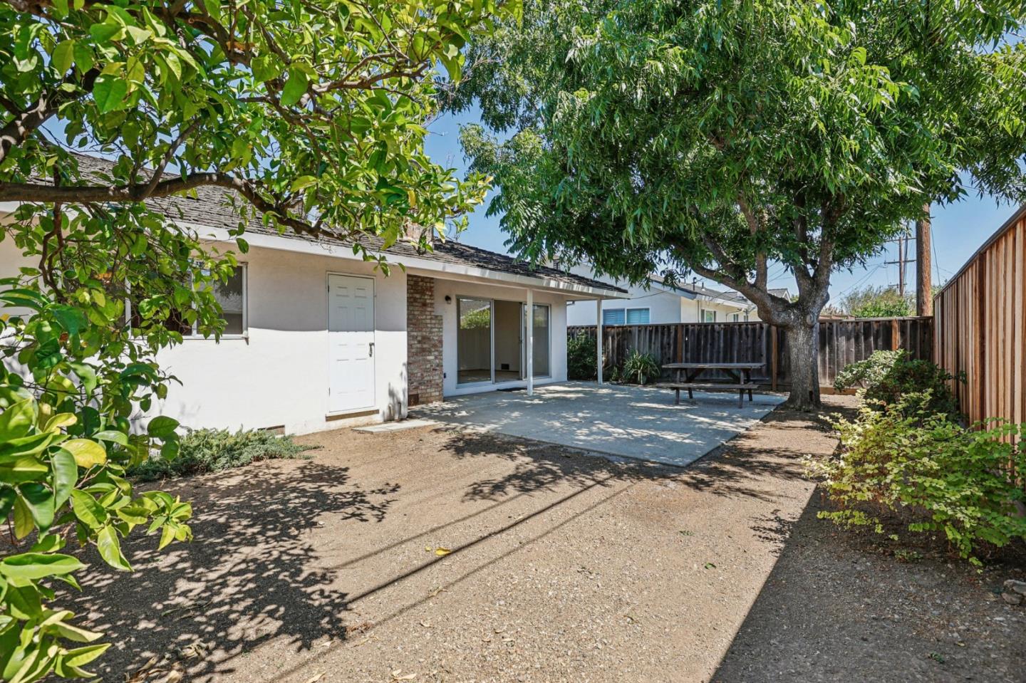 Detail Gallery Image 45 of 66 For 1984 Kobara Ln, San Jose,  CA 95124 - 4 Beds | 2/1 Baths