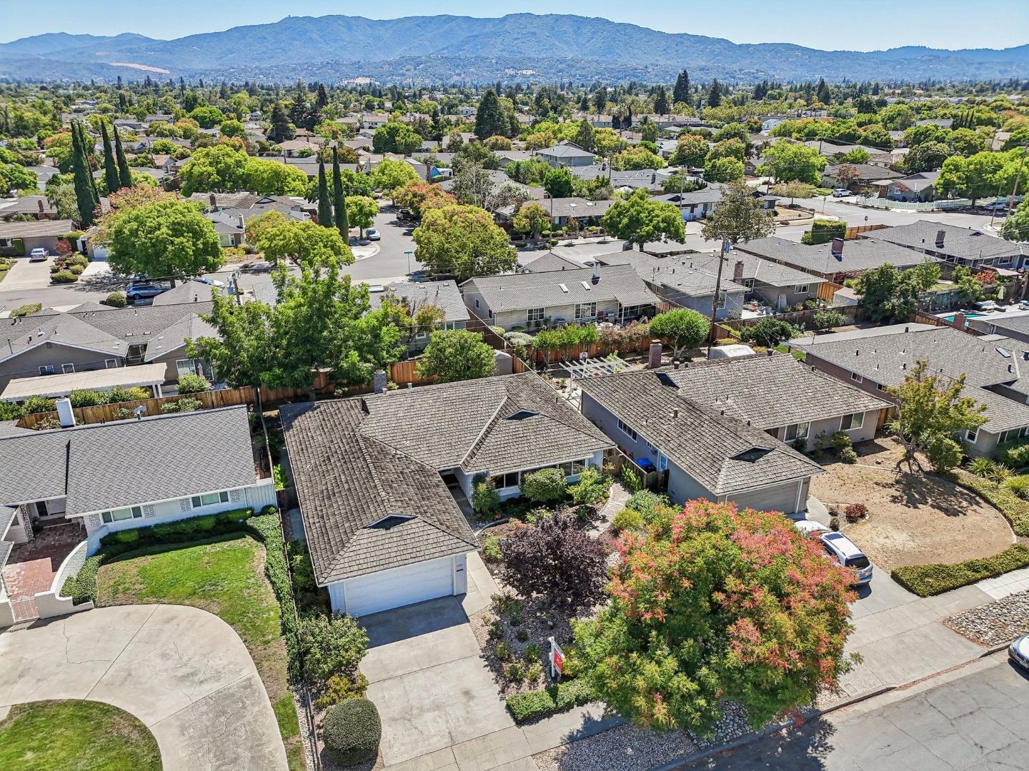 Detail Gallery Image 51 of 66 For 1984 Kobara Ln, San Jose,  CA 95124 - 4 Beds | 2/1 Baths