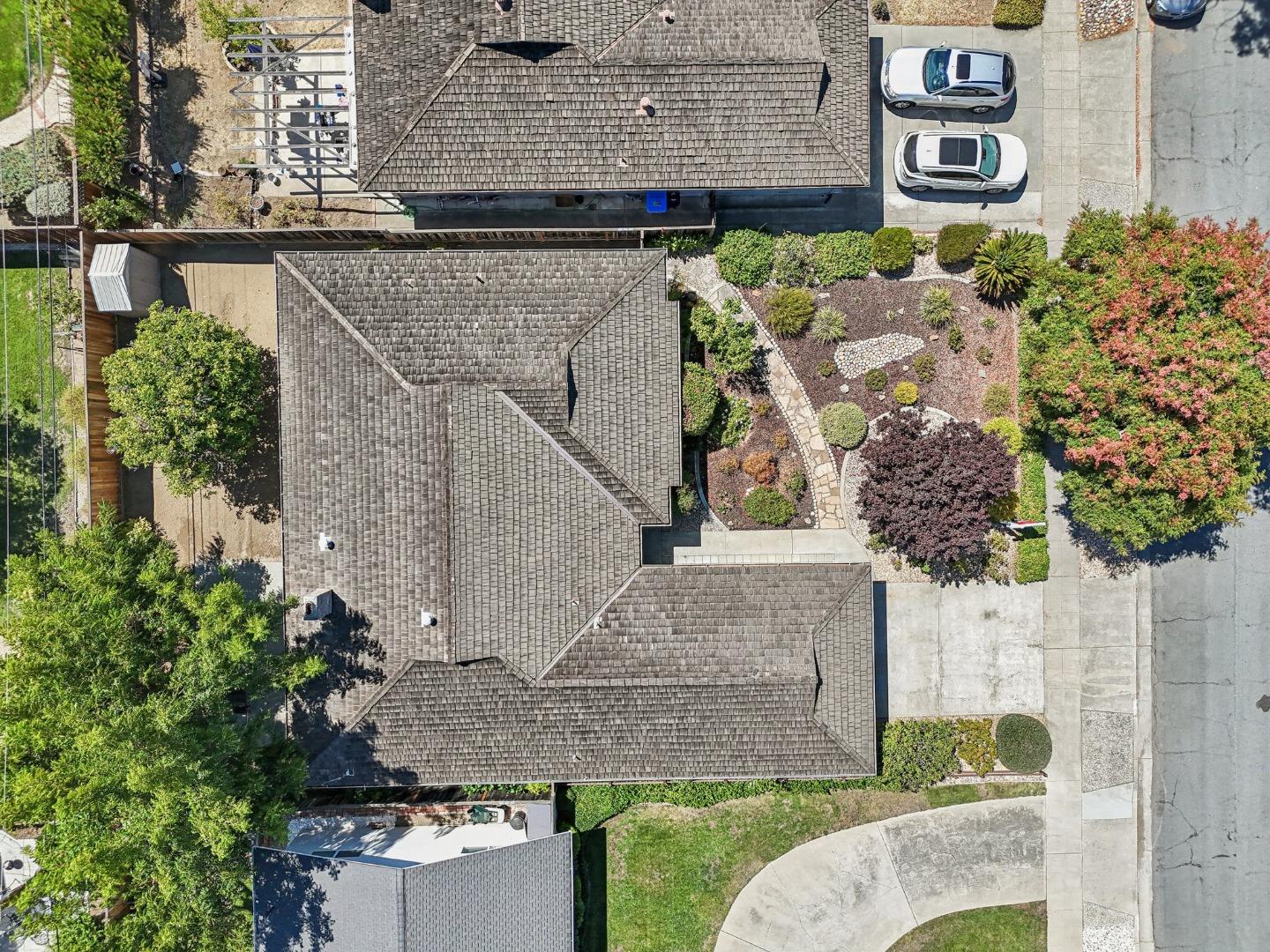 Detail Gallery Image 52 of 66 For 1984 Kobara Ln, San Jose,  CA 95124 - 4 Beds | 2/1 Baths